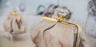 Confraria comemora 20 anos e abre no espaço uma cafeteria