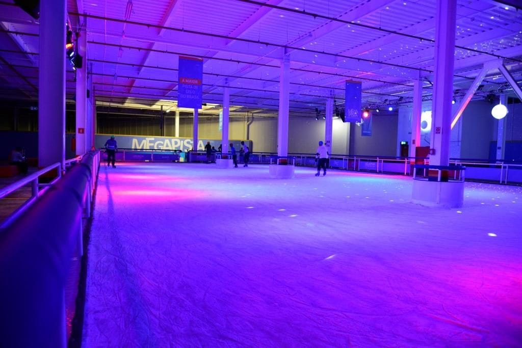 Megapista de Patinação no gelo no Parque da Cidade