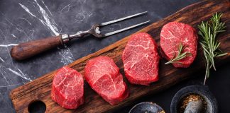 Pratos especiais no almoço de domingo do BierFass Lago