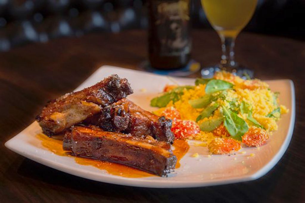 Cão Veio abre para o almoço aos domingos