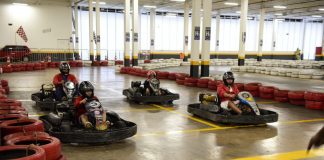 Adrenalina no Taguatinga Shopping com o Kart Racing