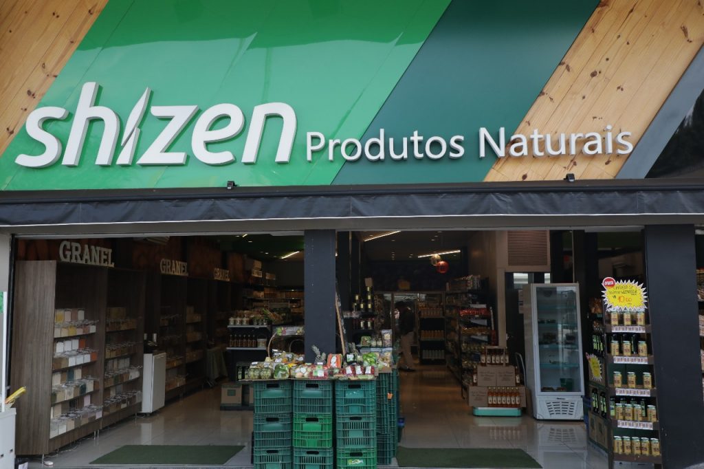 Shizen reinaugura com loja ampliada e modernizada
