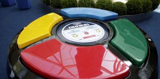 Brinquedos dos anos 80 e 90 em versões gigantes no ParkShopping