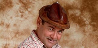 Zé Lezin em show inédito na Capital