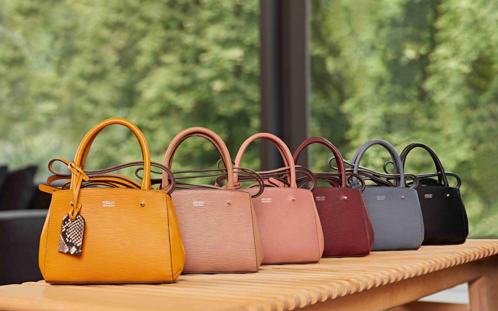 Arezzo apresenta nova versão da Bella, a bolsa prática e elegante da estação