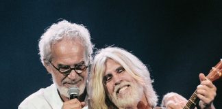 Oswaldo Montenegro e Renato Teixeira se encontram em Brasília