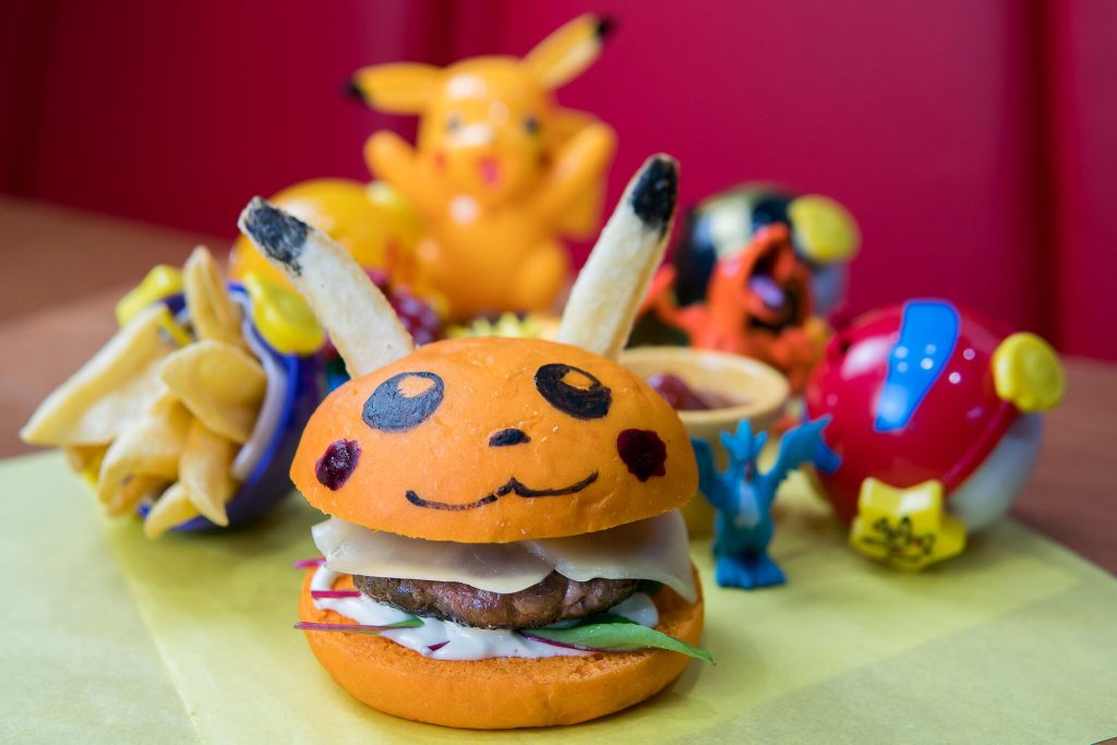 Dólar Furado cria burger inspirado em “Pokémon: Detetive Pikachu”