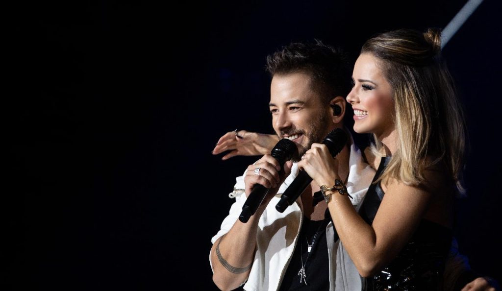 Exposição inédita traz parte do acervo da carreira de Sandy e Junior