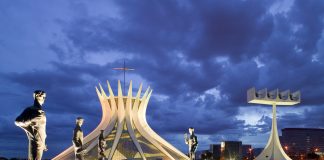 GDF lança edital para selecionar marca dos 60 anos de Brasília