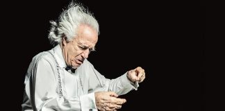 João Carlos Martins faz concerto gratuito ao ar livre no CCBB