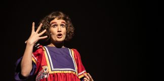 Vamos Comprar um Poeta estreia no CCBB