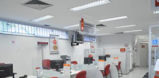 Governador Ibaneis Rocha proíbe o atendimento físico nas agências bancárias