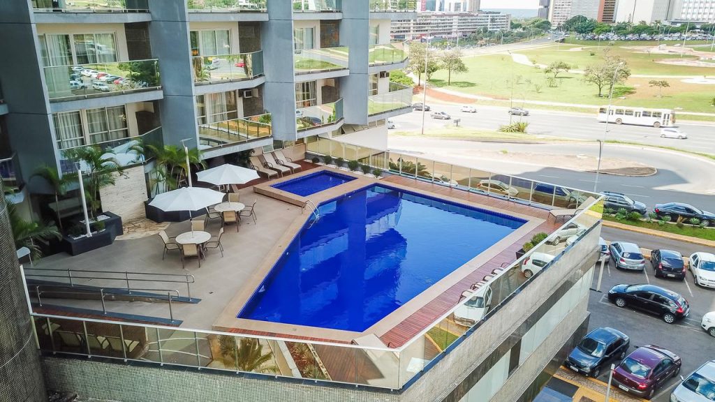 Henrique & Ruan, Manhattan Plaza Hotel e chef Dudu Camargo oferecem experiência inédita para os Namorados