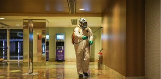 Quais são os riscos de transmissão da Covid-19 em Shoppings? Veja o que dizem os especialistas