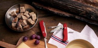 Perfeito para as noites de queijos e fondue, Victorinox lança no Brasil o Canivete Cheese Master