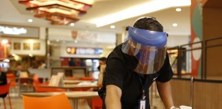 Bares e restaurantes voltam a funcionar hoje. Saiba quais são as regras para esta reabertura