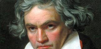 Sinfônica do Teatro Nacional homenageia Beethoven em parceria com Correios