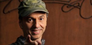Neste sábado a Brasal promove show com Zeca Baleiro