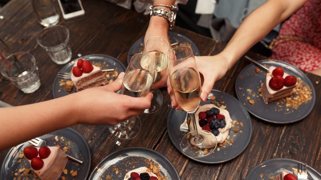 Saiba como harmonizar vinhos e espumantes com os pratos e sobremesas da Páscoa