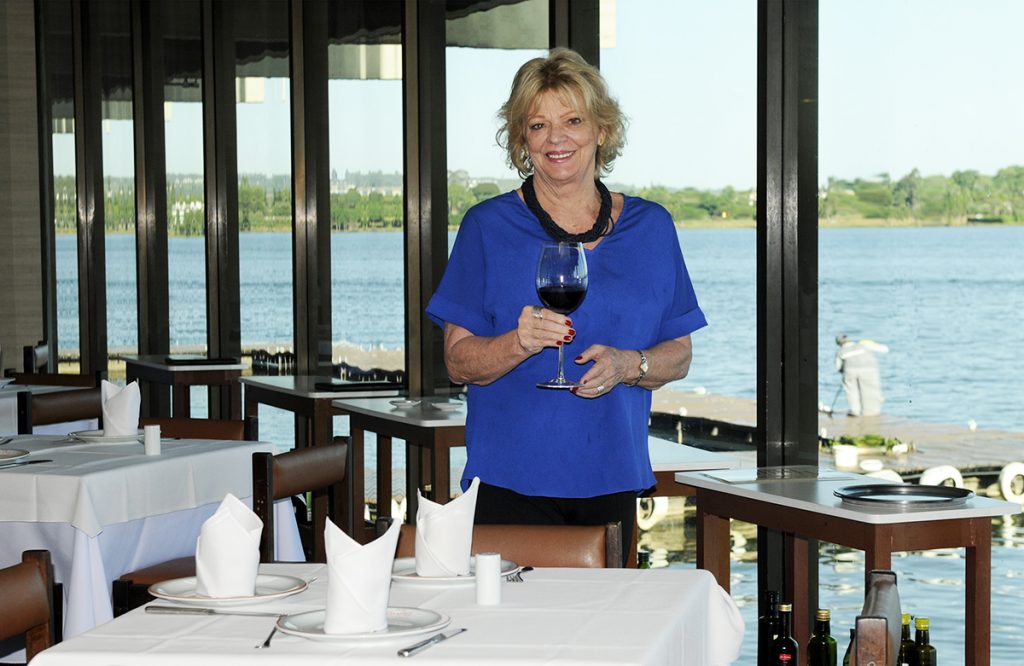 Histórias dos Sabores que Vivi: Livro conta histórias de Liana Sabo, pioneira do jornalismo gastronômico em Brasília