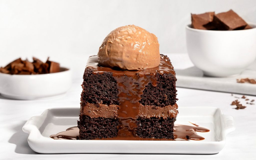 Chocolatuda: Nova sobremesa da Abbraccio é uma explosão de chocolate