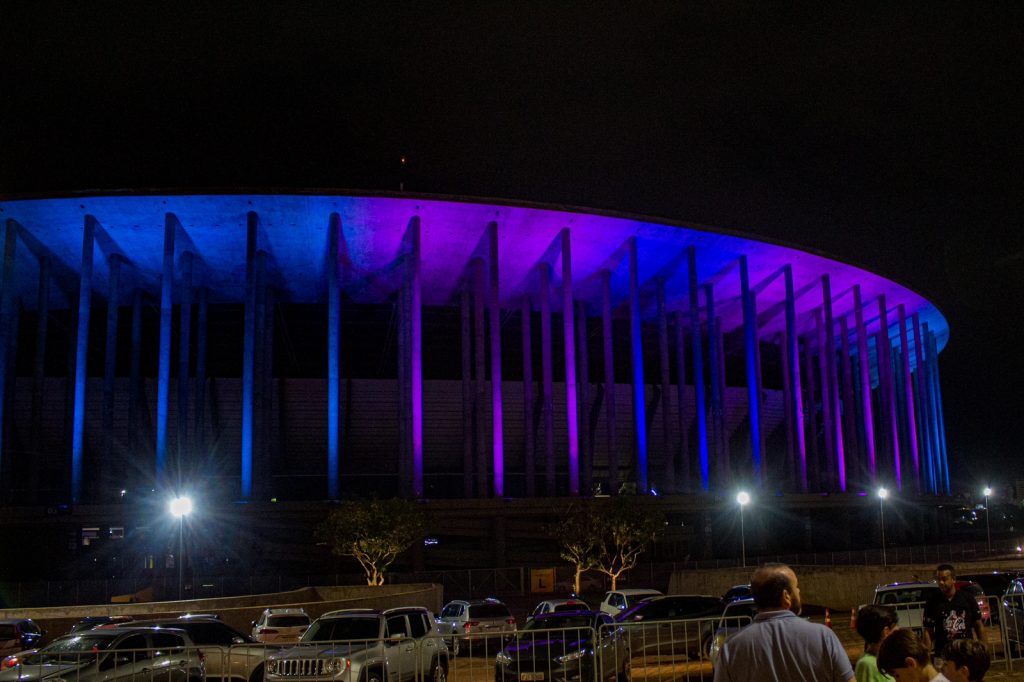 A Arena BRB ganhou iluminação cênica