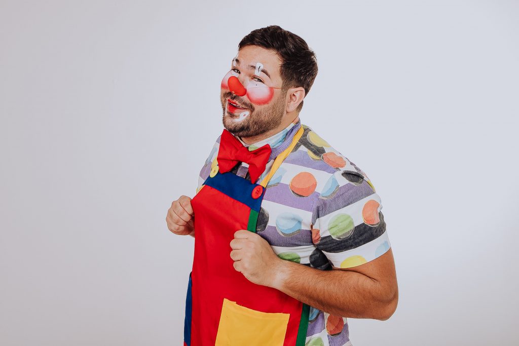 Palhágico ChoChou anima os sábados da criançada no Teatro Brasília Shopping