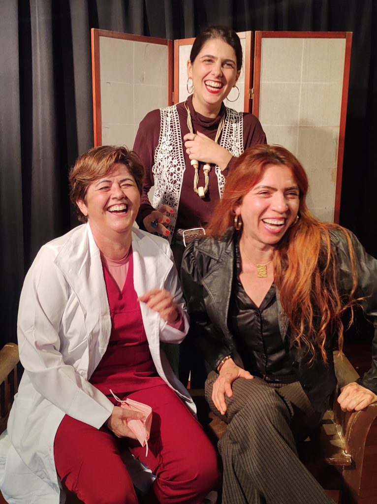 Ópera de câmera Happy Hour ocupa o Teatro Sesc Silvio Barbato