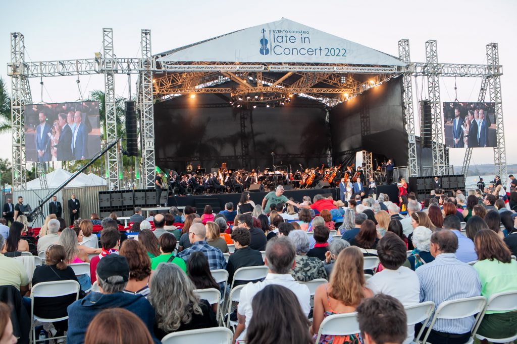 Iate Clube de Brasília recebe concerto sinfônico com Thiago Arancam e Elisa Järvelä