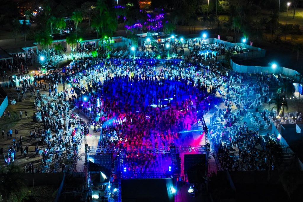 Piscina de Ondas recebe nova edição da festa “A Volta aos Anos 80”