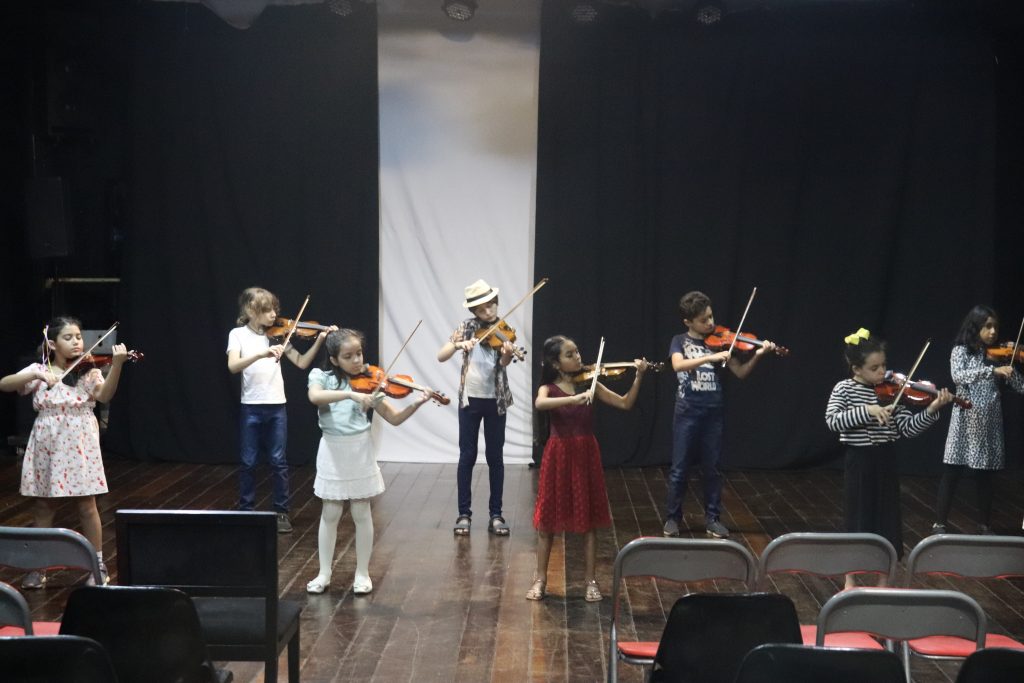 Mapati oferece atividades artísticas gratuitas no contraturno escolar