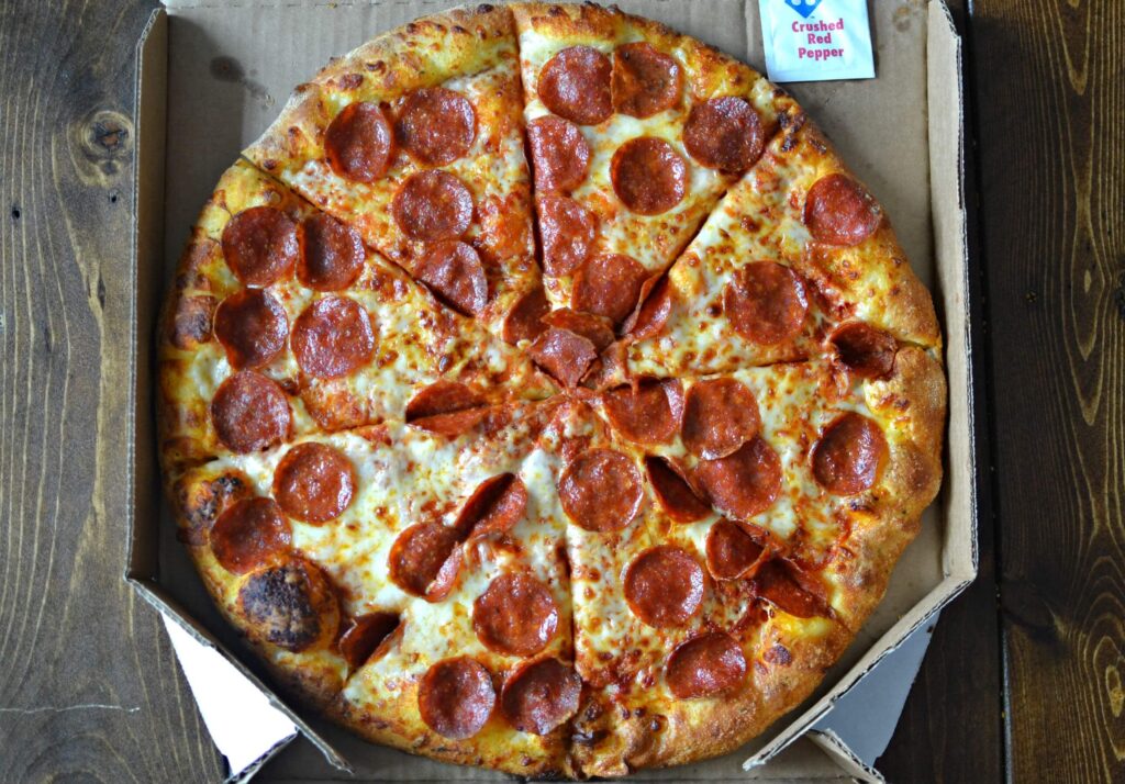 Domino’s vai dar pizza de graça para os foliões neste Carnaval