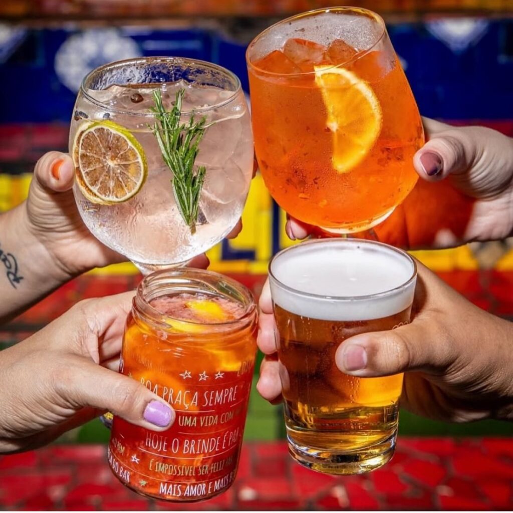 Dose dupla no happy hour do Boteco Boa Praça