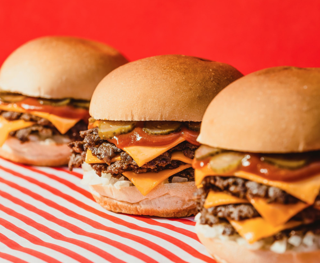 Foster’s oferece hambúrgueres por apenas R$ 14,90 nesta quarta-feira