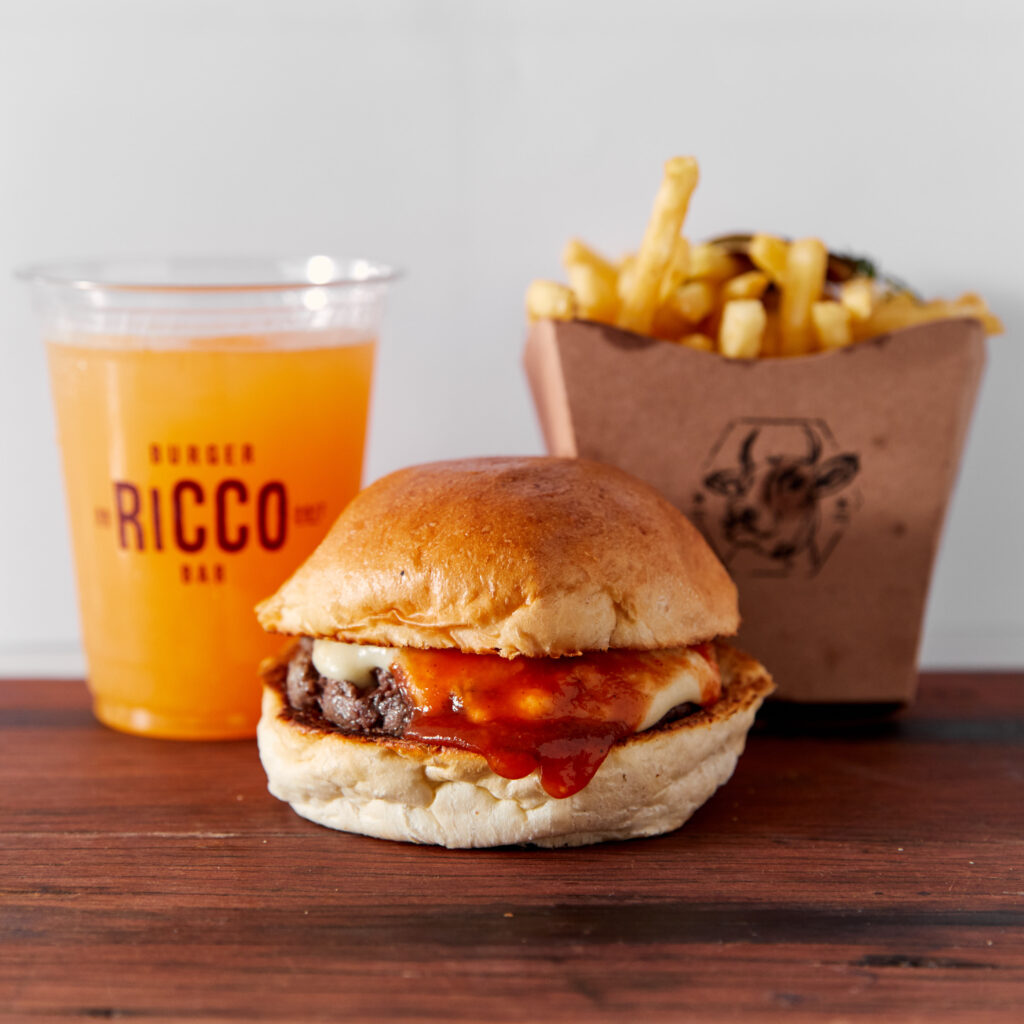 Ricco & Julieta está de volta ao cardápio do Ricco Burger