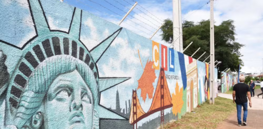 Centros interescolares de línguas oferecem cursos de cinco idiomas