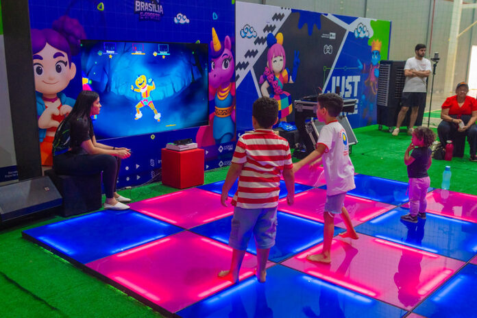 54863045752_43a9f810da_c (1)