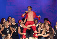 Sucesso por 25 anos, espetáculo sobre Raul Seixas volta aos palcos de Brasília