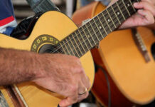 Dança contemporânea e sertanejo raiz na programação Teatro Marie Padille