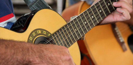 Dança contemporânea e sertanejo raiz na programação Teatro Marie Padille