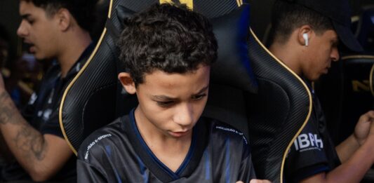 Esportes eletrônicos e artes marciais integram a 3ª etapa do Circuito Inclusão E-sports