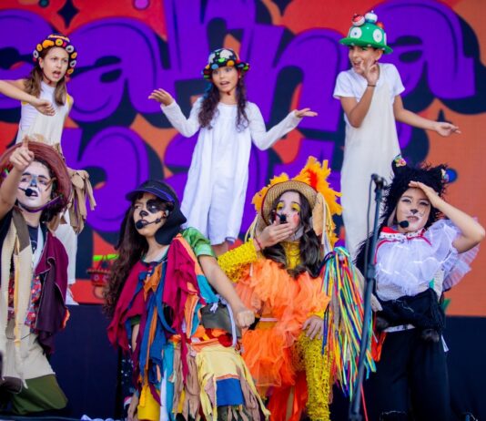 Mapati celebra 35 anos com o tradicional bloco infantil de Carnaval