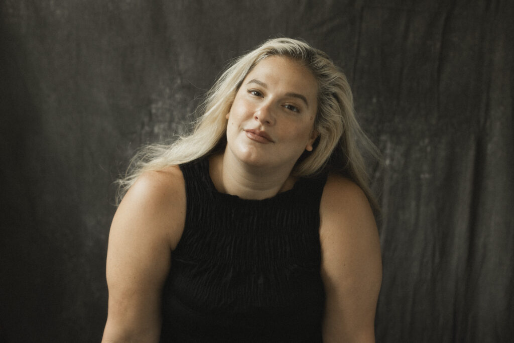 Alice Caymmi revisita o legado de Nana Caymmi com show no Teatro Nacional