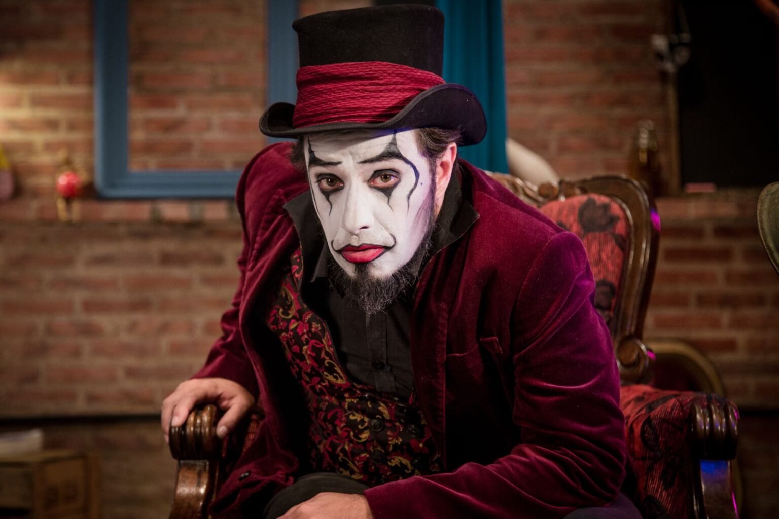 Fernando Anitelli do “O Teatro Mágico” faz show gratuito em Brasília