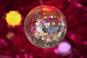 Galpão 17 recebe a maior festa disco music do Brasil