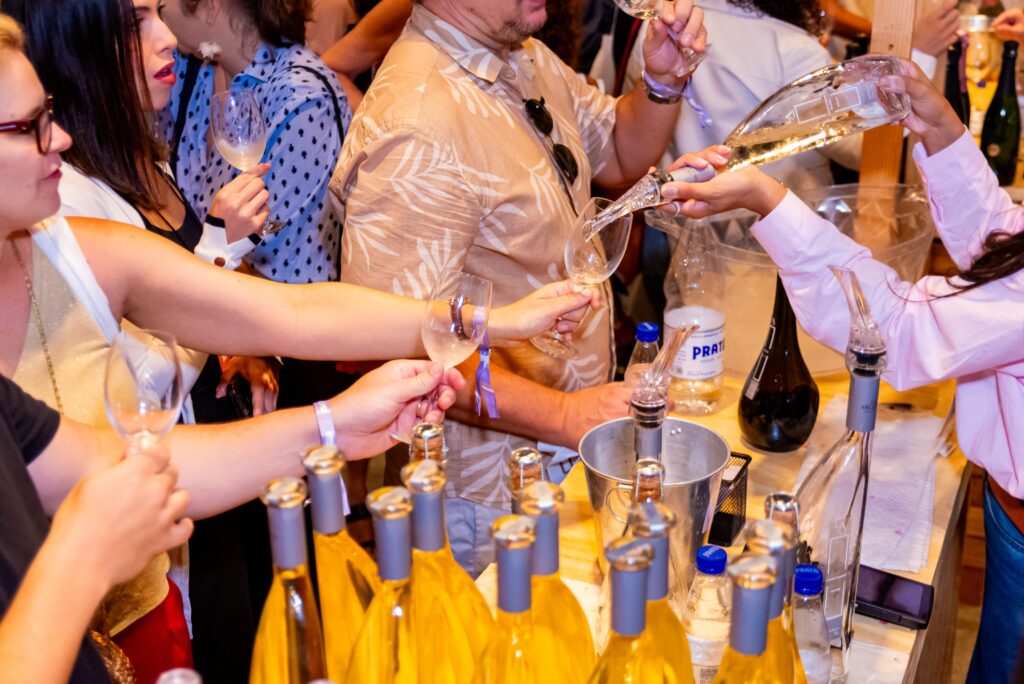 Pontão recebe edição comemorativa de 10 anos do Vinho da Vila