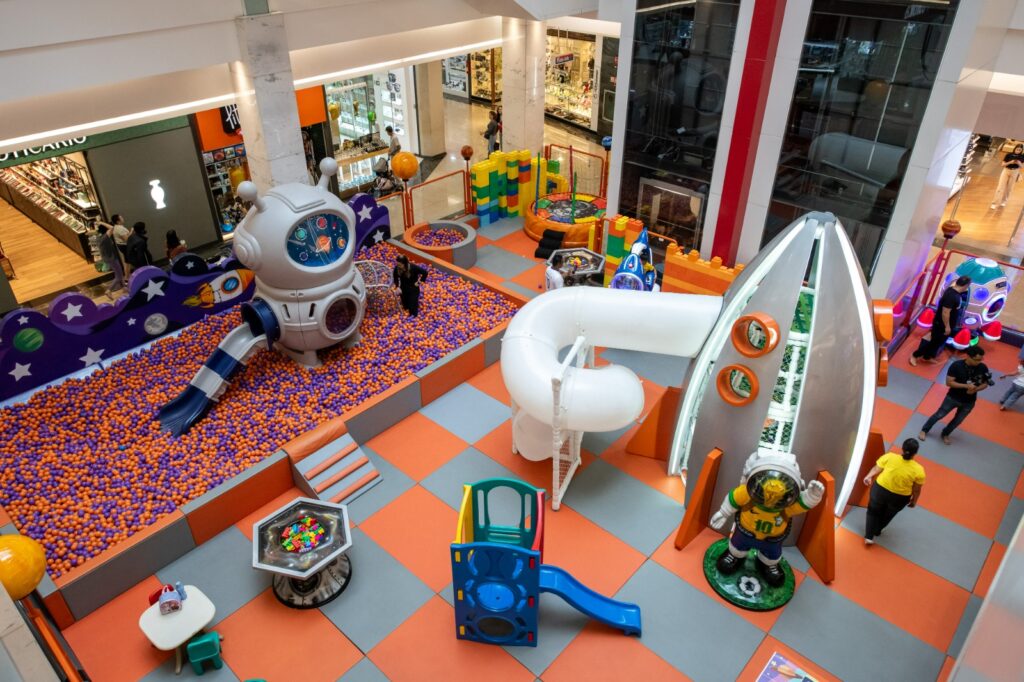 Parque temático infantil inspirado no universo espacial agita as férias no TGS